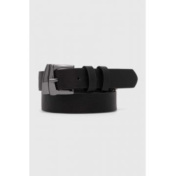 Medicine curea femei, culoarea negru