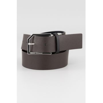 Curea de piele cu catarama metalica