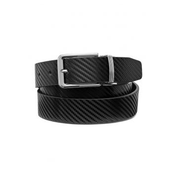 Curea din piele cu aspect tesut