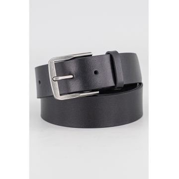 Curea cu o catarama metalica - Negru