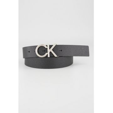 Curea de piele cu catarama in forma de logo - Negru -