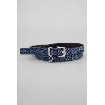 Curea ingusta de denim cu accesoriu logo