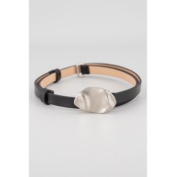 Curea skinny de piele cu accesoriu metalic