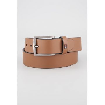 Curea de piele cu catarama metalica - Maro inchis
