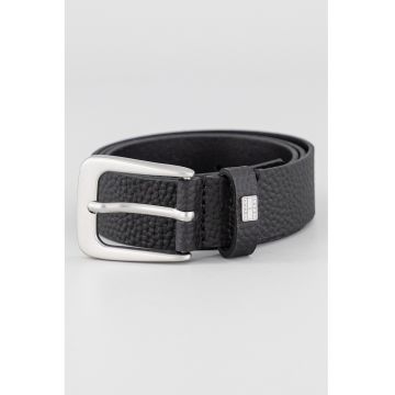 Curea de piele cu catarama metalica - Negru