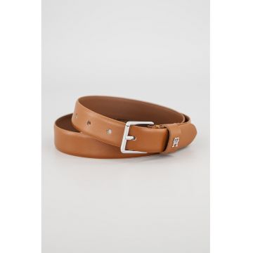 Curea de piele cu catarama patrata - Coniac