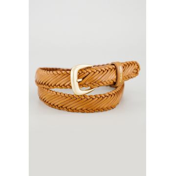 Curea de piele cu aspect impletit si catarama metalica - Caramel